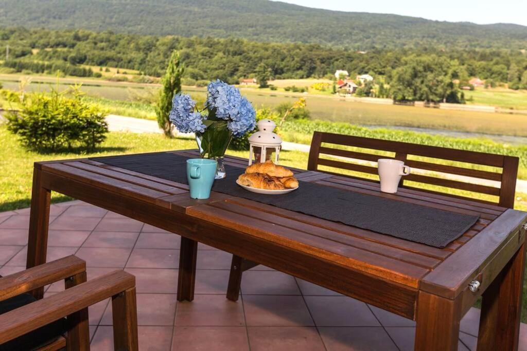 Holiday home Zulejka Ogulin Buitenkant foto